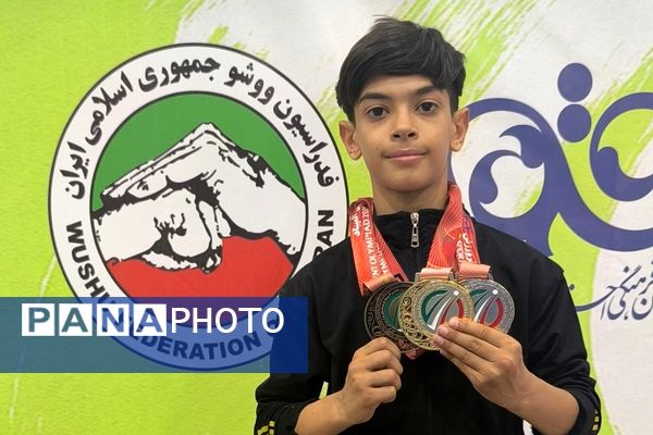 کسب مدال نقره مسابقات قهرمانی جوانان جهان توسط سید آرشام خلیل پور، دانش‌آموز آموزشگاه غفاری ناحیه دو شهرری 