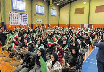 جشن انقلاب در آموزش و پرورش ناحیه ۳ کرمانشاه 