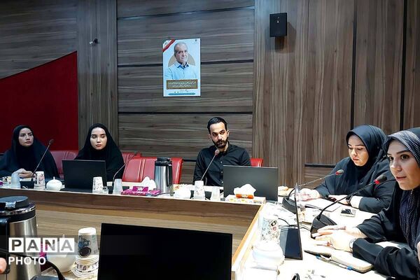 تجلیل از مناطق برتر خبرگزاری پانا در شهرستان‌های تهران