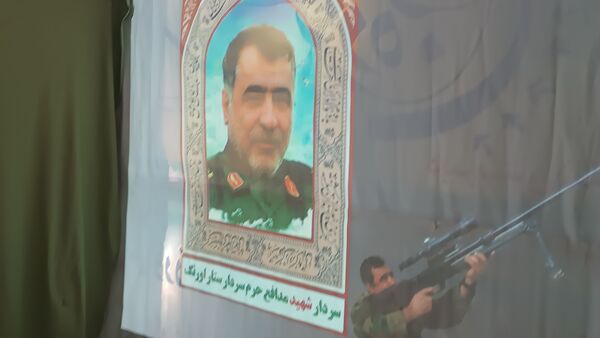 گذری بر روز اول و روز دوم نمایشگاه دهه فجر دبیرستان شاهد ابوذر غفاری
