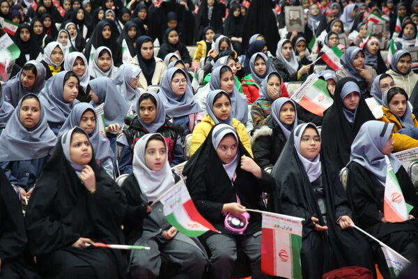 جلوه‌هایی از همایش «دختران حاج قاسم» در قم
