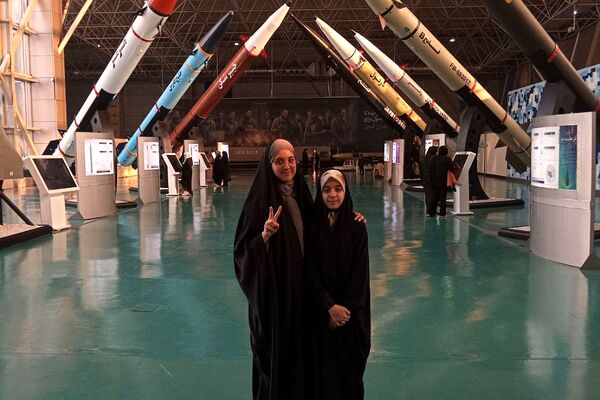بازدید دانش‌آموزان هنرستان کوثر ناحیه یک شهرری از پدافند غیر عامل
