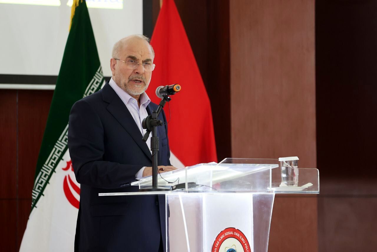 امروز جهان اسلام باید در حمایت از فلسطین یکپارچه شود