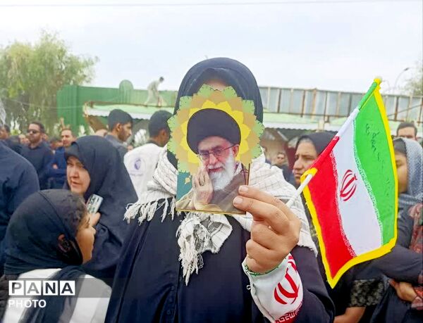 تشییع «شهیده فاطمه طاهری فرد» مدیر دبستان میناب در جیرفت