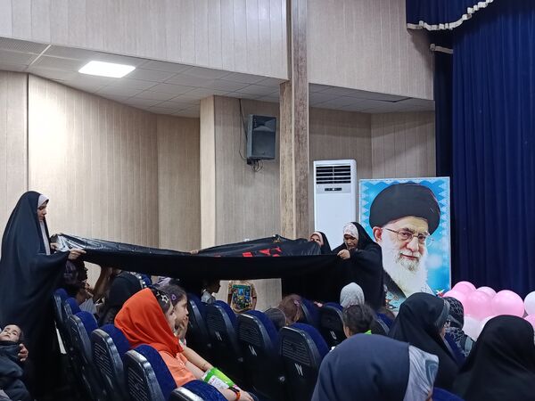 محفل دختران حاجی آباد برای تجدید بیعت با علی (ع)