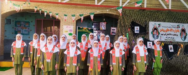 یادواره شهدای «لاله های روشن» حاجی‌آباد