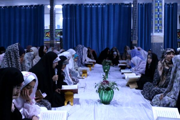  اعتکاف دانش‌آموزی در فضایی معنوی و آرام در ملارد
