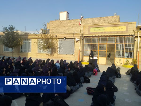 برگزاری سوگواره حلوا در دبیرستان دخترانه رفعت