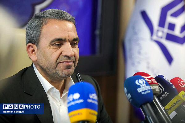 نشست خبری رئیس سازمان مدارس و مراکز غیردولتی و توسعه مشارکت‌های مردمی 