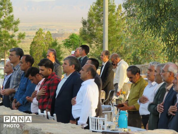 همایش «سپاس معلم» در خلیل‌آباد