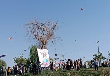 جشن بزرگ بادبادک ها در شهر ایلام برگزار شد
