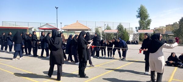 مسابقات درون مدرسه ای در دبیرستان فرهنگ