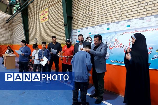 برگزاری مسابقات ورزشی در ورزشگاه شهدای قلعه نو کهریزک