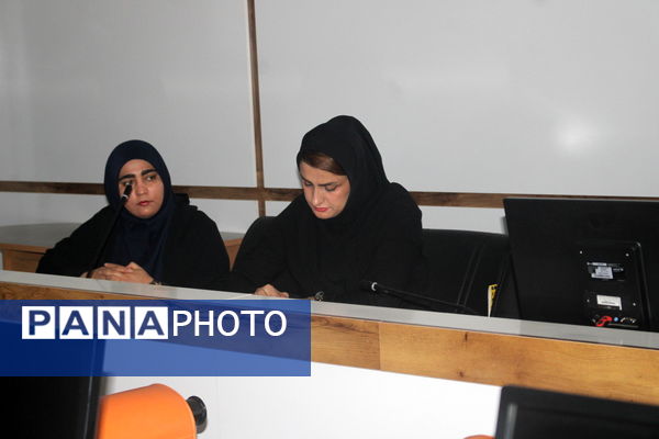 نشست خبری مدیرکل نوسازی مدارس استان بوشهر 