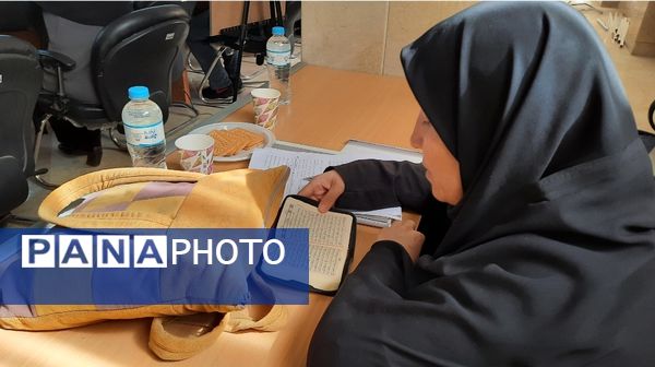 کارگاه‌های برنامه جامع تربیت پژوهشگر در پژوهشکده عباس زادگان مشهد 