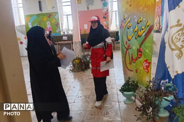اردوی طلایه داران ، مسیر رشد و موفقیت دانش اموزان