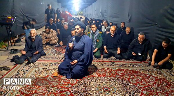 موکب مرکزی شهرستان چهارباغ برای اسکان و پذیرایی از زائران تشییع رهبر شهید 