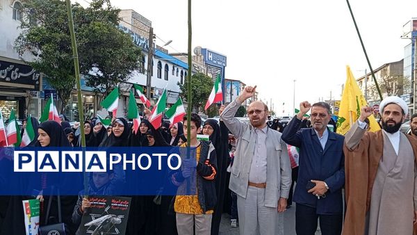 تجمع مردم شهرستان نور در حمایت از عملیات وعده صادق