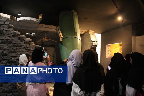 بازدید دانش‌آموزان زنجانی از سازمان هوا فضای سپاه 