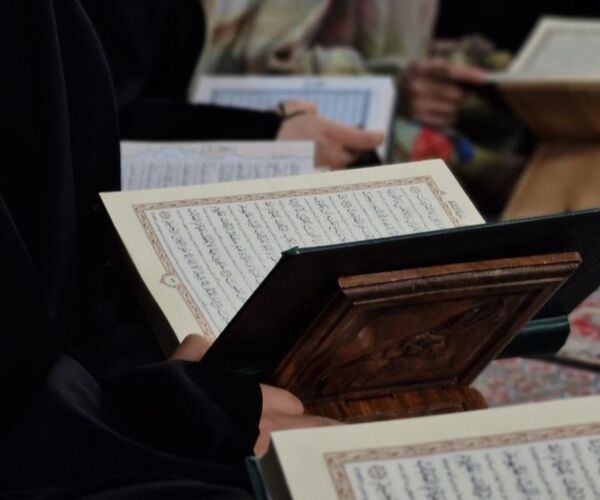روایتی از آرامش؛ اعتکاف رجبیه دختران نوجوان مسجد امیرالمؤمنین(ع)