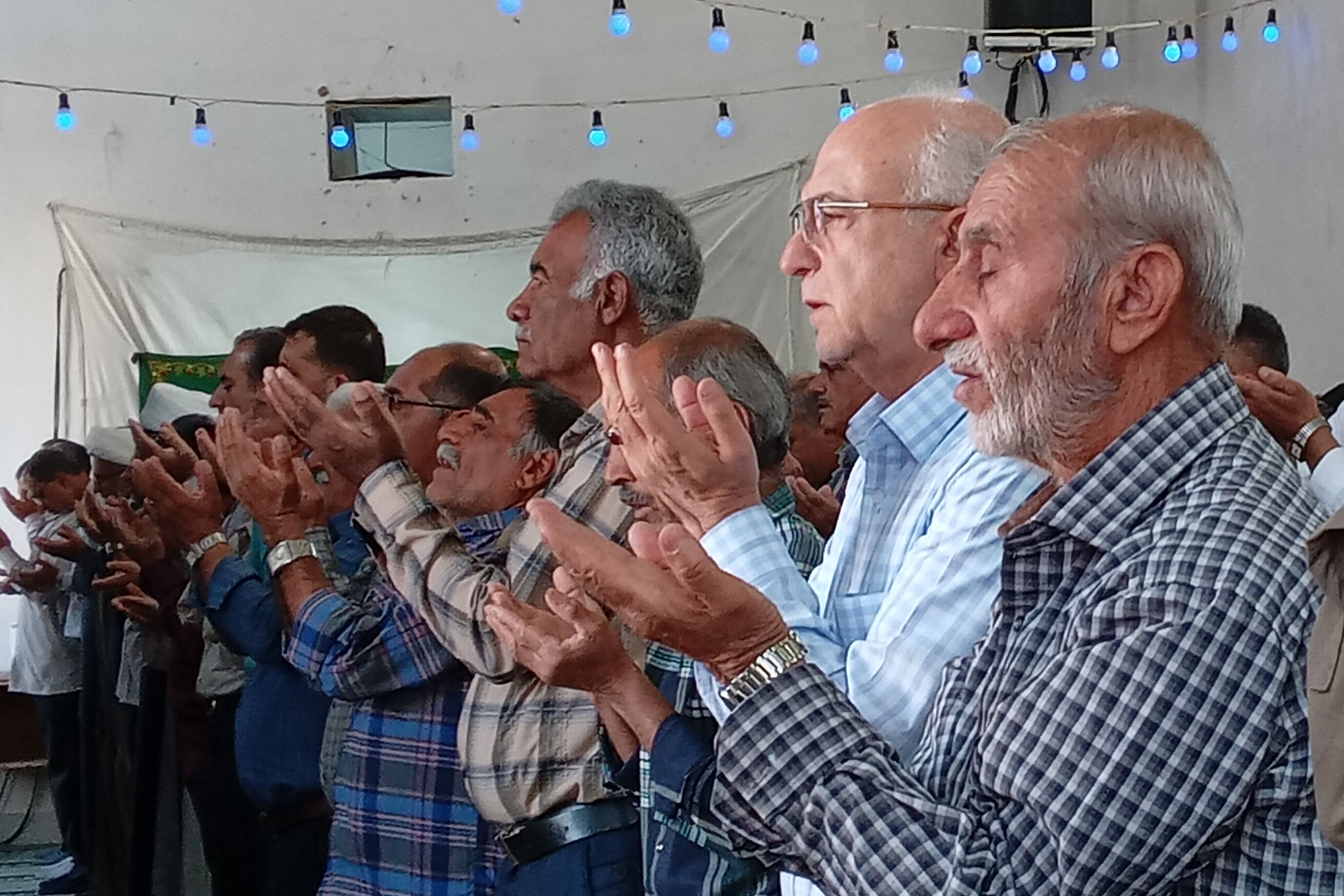 برگزاری نماز عید قربان در زرقان 