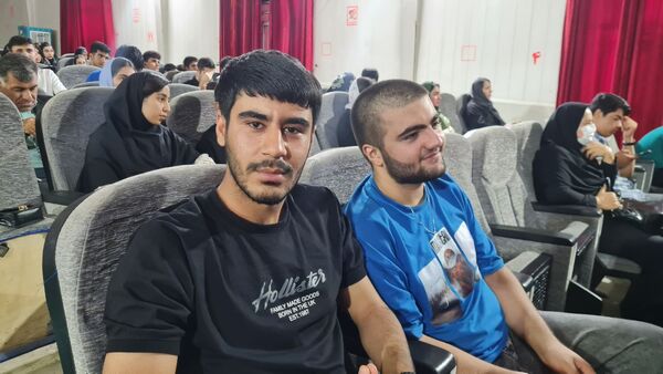 همایش بزرگ تحصیلی در سینما انقلاب یاسوج