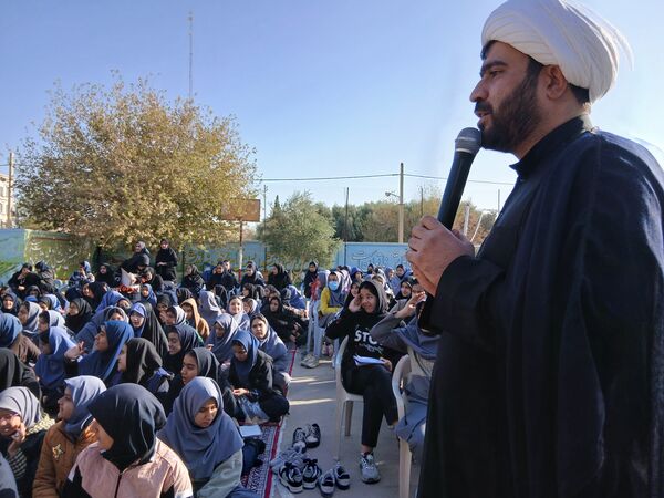 برگزاری مراسم عزاداری ایام فاطمیه در دبیرستان شهید دهقان 