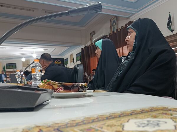 فرمانداری حاجی‌آباد و قلم‌های امید نگاهی به آینده رسانه و توسعه در سایه روز خبرنگار