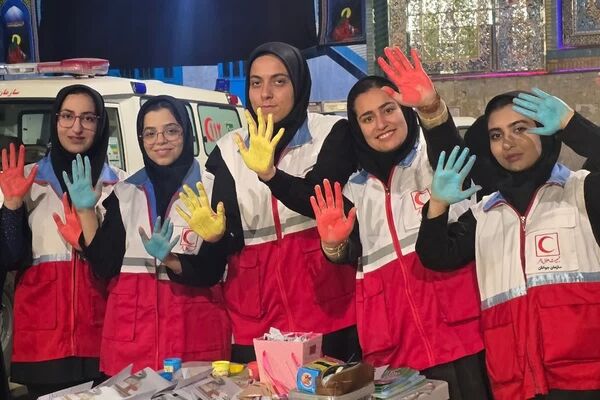 حضور پر شور امدادگران و نجاتگران و داوطلبان و اعضا در تجمعات شبانه