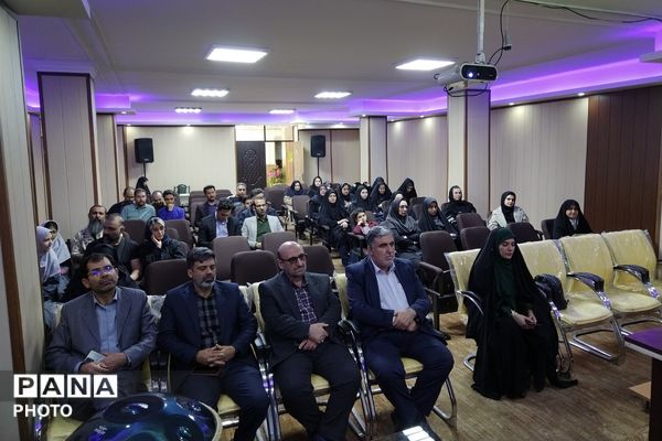 تقدیر از معاونین و مربیان امور تربیتی و مشاوره های مدارس چهاردانگه