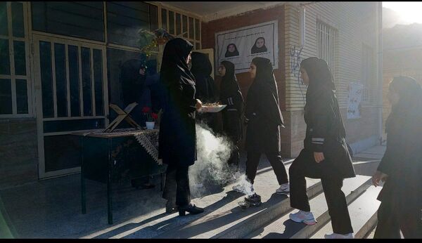 زنگ مهر در معمولان طنین‌انداز شد