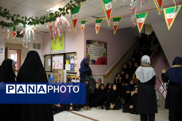 برگزاری جشن مبعث پیامبر اکرم (ص) در مدرسه هیات امنایی حضرت معصومه (س) ناحیه 4 کرج