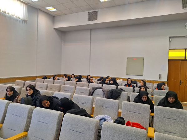 چهل و سومین جشنواره فرهنگی هنری فردا در دبستان آرمینه مصلی نژاد ناحیه۶ 