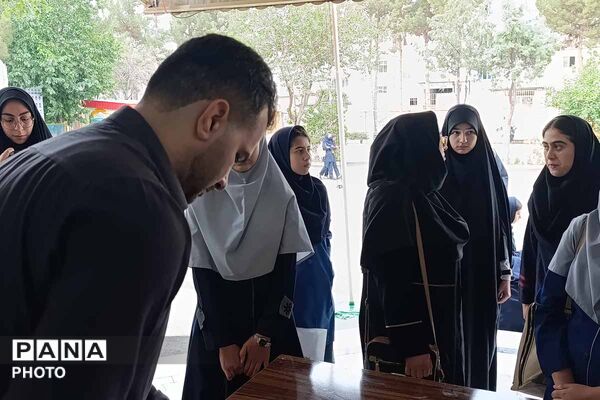 نمایش توانمندی دانش‌آموزان در جشنواره نوجوان خوارزمی/2