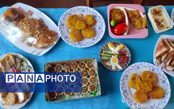 روزی خوشمزه در آموزشگاه‌های شهرستان میبد 