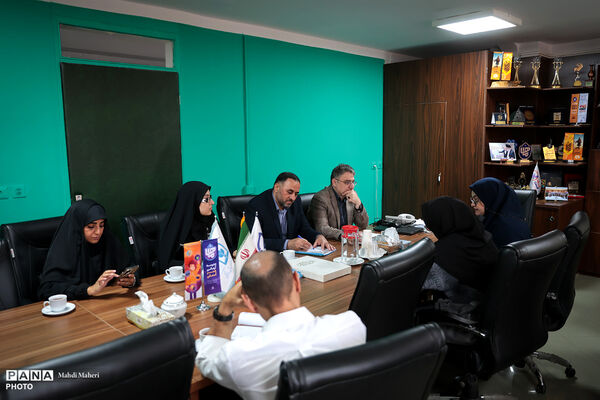 جلسه مشترک وزارت آموزش و پرورش و وزارت میراث فرهنگی، گردشگری و صنایع دستی