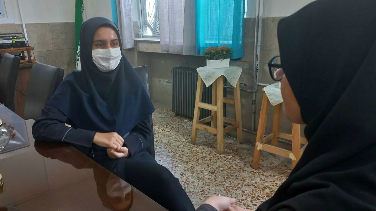 درد و دل کردن دانش‌آموزان با مشاور مدرسه از طریق گپ ناشناس
