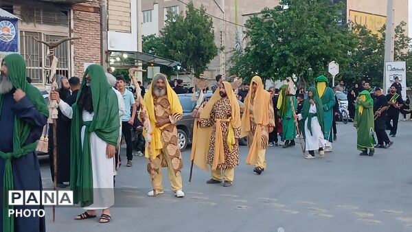 حرکت کاروان نمادین عاشورایی  فرخشهر