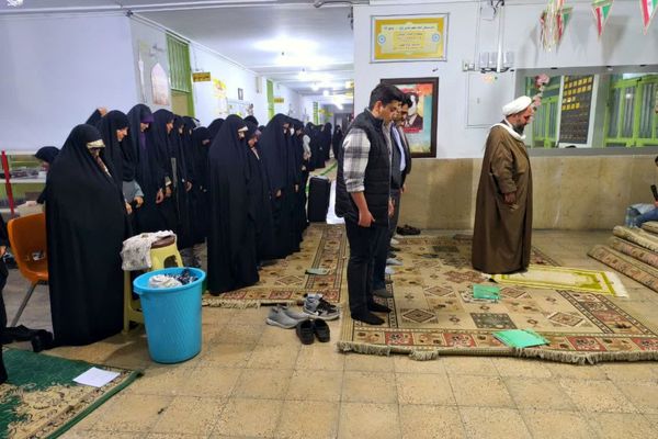 یادواره شهدا در دبیرستان شاهد 14