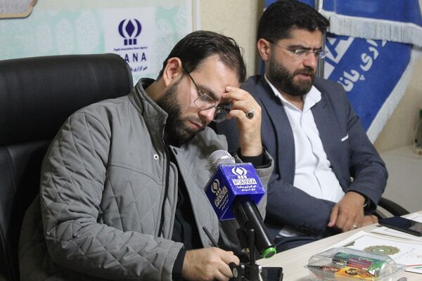 نشست قائم‌مقام سازمان دانش‌آموزی کشور با اعضای سازمان دانش‌آموزی خوزستان