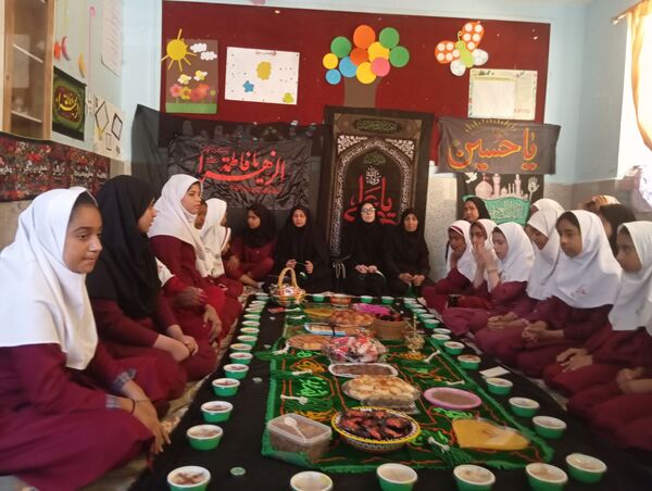 حال و هوای معنوی در دبستان شهید علی رضایی بندرعباس