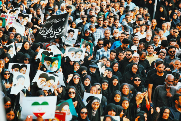 مراسم تشییع پیکر شهید «سعید آذربادگان» در بندرعباس