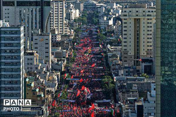 تشییع پیکر رهبر شهید انقلاب در مشهد مقدس-۱
