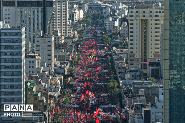 تشییع پیکر رهبر شهید انقلاب در مشهد مقدس-۱
