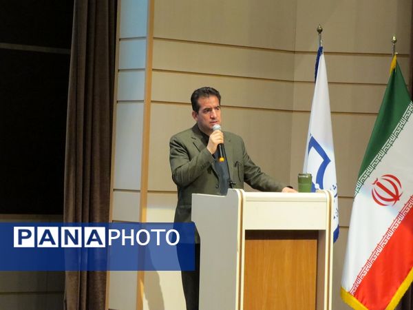 دیدار مشاور وزیر در امور زنان با دانشجویان دانشگاه فرهنگیان 