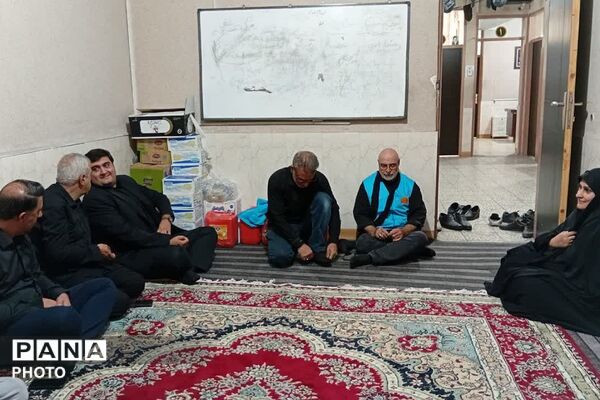 خدمت رسانی و پذیرایی موکب شهدای چهاردانگه  از زائران مراسم تشییع رهبر شهید
