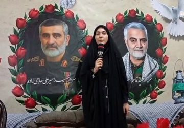 عشق و علاقه دانش آموزان به آرمان های انقلاب