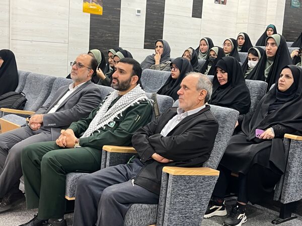 اعزام دانش‌آموزان شهرستان قدس به سرزمین نور