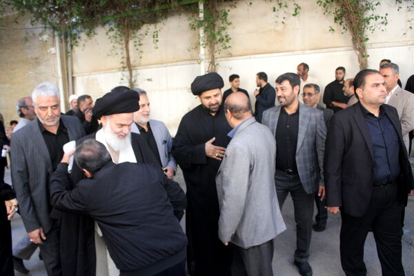 مراسم تشییع پیکر پنج شهید گمنام در بوشهر