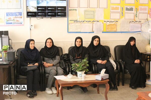 مانور بازگشایی مدارس در فیروزکوه با حضور معاون آموزش متوسطه اداره کل استان تهران